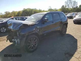 2016 Jeep Grand Cherokee Limited 75th Anniversary с VIN 1C4RJFBG9GC411715, выставлен на аукционе Copart как лот 84776355 с пробегом 146 860 миль миль и Списание • Salvage title. История ставок и продаж доступна на DreamBid. Изображение 1.