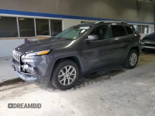 ✅ 2016 Jeep Cherokee Latitude • VIN: 1C4PJMCB8GW145875 • Лот: 90926275. Опубликован ранее на Copart с пробегом 91 179 миль. Бесплатный доступ к архиву аукционных продаж из США и подробный отчёт об истории автомобиля на DreamBid. Изображение 1.