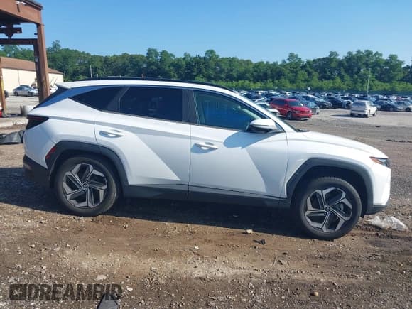 ✅ 2022 Hyundai Tucson SEL • VIN: 5NMJCCAE8NH017188 • Lot: 42821053. Wystawiony na IAAI z przebiegiem 53 717 mil. Bezpłatny archiwum sprzedaży aukcyjnych z USA i szczegółowy raport historii pojazdu na DreamBid. Zdjęcie 14.