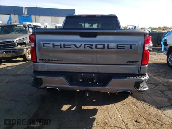 ✅ 2021 Chevrolet Silverado 1500 RST • VIN: 3GCUYEED4MG282583 • Lot: 74176364. Wystawiony na Copart z przebiegiem 59 425 mil. Bezpłatny archiwum sprzedaży aukcyjnych z USA i szczegółowy raport historii pojazdu na DreamBid. Zdjęcie 6.