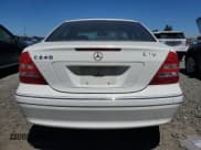 ✅ 2004 Mercedes-Benz C 240 • VIN: WDBRF61J44F443429 • Lot: 66405505. Listed on Copart with 186,150 mi. Free auction sales archive from the USA and detailed vehicle history report at DreamBid. Image 6.