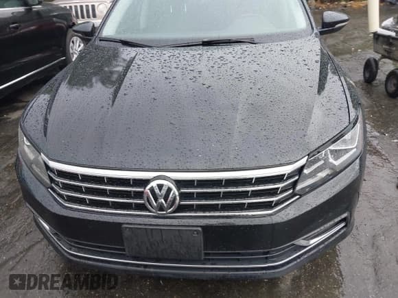 ✅ 2017 Volkswagen Passat SE • VIN: 1VWBT7A30HC025442 • Lot: 42644035. Listed on IAAI with 132,355 mi. Free auction sales archive from the USA and detailed vehicle history report at DreamBid. Image 12.