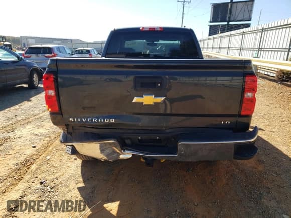 ✅ 2019 Chevrolet Silverado 1500 LT • VIN: 2GCVKPEC9K1141264 • Lot: 75763094. Wystawiony na Copart z przebiegiem 83 356 mil. Bezpłatny archiwum sprzedaży aukcyjnych z USA i szczegółowy raport historii pojazdu na DreamBid. Zdjęcie 6.