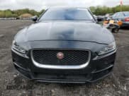 ✅ 2019 Jaguar XE 25t Premium • VIN: SAJAJ4FX7KCP43898 • Lot: 82098265. Listed on Copart with 92,625 mi. Free auction sales archive from the USA and detailed vehicle history report at DreamBid. Image 5.