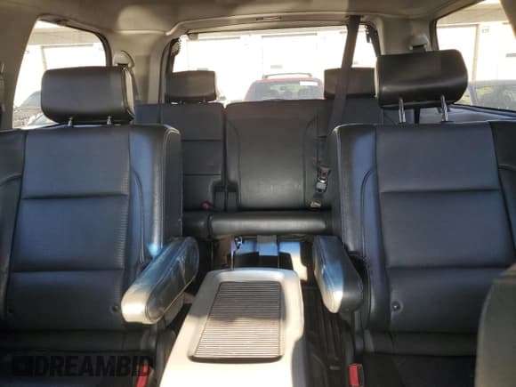 ✅ 2007 Nissan Armada LE • VIN: 5N1BA08C37N721121 • Lot: 82595394. Wystawiony na Copart z przebiegiem 215 692 mil. Bezpłatny archiwum sprzedaży aukcyjnych z USA i szczegółowy raport historii pojazdu na DreamBid. Zdjęcie 10.