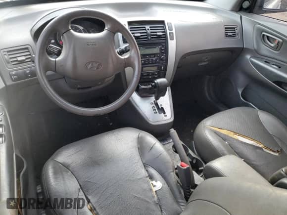 2007 Hyundai Tucson SE z VIN KM8JN12D17U587870, wystawiony jako Copart lot #80851704 z przebiegiem 185 437 mil mil oraz Szkoda całkowita • Salvage title. Historia ofert i sprzedaży dostępna na DreamBid. Obrazek 8.