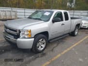 ✅ 2010 Chevrolet Silverado 1500 LS • VIN: 1GCSCREA0AZ144604 • Lot: 43461702. Listed on IAAI with 124,686 mi. Free auction sales archive from the USA and detailed vehicle history report at DreamBid. Image 2.