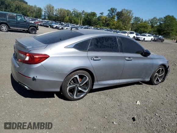 ✅ 2019 Honda Accord Sport • VIN: 1HGCV2F36KA023129 • Лот: 81317755. Опубликован ранее на Copart с пробегом 54 776 миль. Бесплатный доступ к архиву аукционных продаж из США и подробный отчёт об истории автомобиля на DreamBid. Изображение 3.