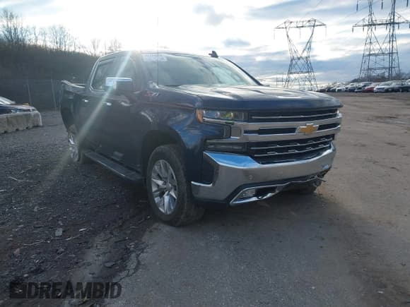 ✅ 2019 Chevrolet Silverado 1500 LTZ • VIN: 3GCUYGED4KG159973 • Lot: 41210958. Wystawiony na IAAI z przebiegiem 32 046 mil. Bezpłatny archiwum sprzedaży aukcyjnych z USA i szczegółowy raport historii pojazdu na DreamBid. Zdjęcie 17.