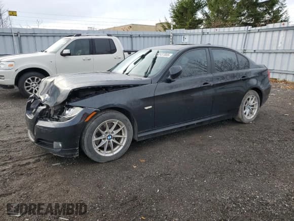 ✅ 2010 BMW 3 Series 323i • VIN: WBAPG7C53AA794740 • Лот: 92437855. Опубликован ранее на Copart с пробегом Не указан. Бесплатный доступ к архиву аукционных продаж из США и подробный отчёт об истории автомобиля на DreamBid. Изображение 1.