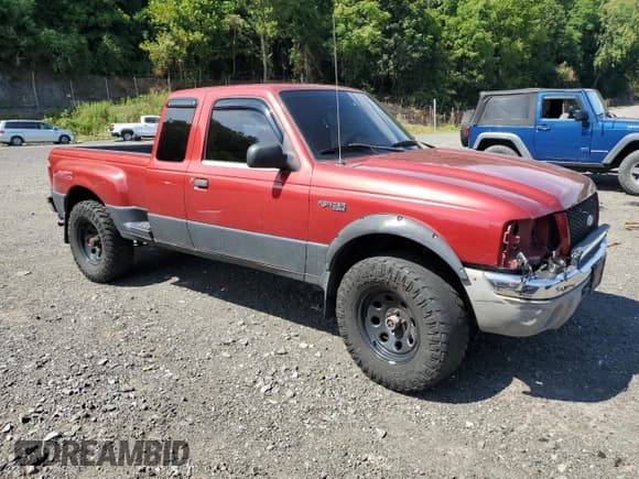 ✅ 2001 Ford Ranger XL Fleet • VIN: 1FTZR15U01PA08705 • Lot: 68978515. Listed on Copart with 223,225 mi. Free auction sales archive from the USA and detailed vehicle history report at DreamBid. Image 4.