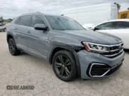 ✅ 2022 Volkswagen Atlas SEL R-Line • VIN: 1V2SE2CA7NC212280 • Lot: 73205434. Wystawiony na Copart z przebiegiem 64 055 mil. Bezpłatny archiwum sprzedaży aukcyjnych z USA i szczegółowy raport historii pojazdu na DreamBid. Zdjęcie 11.