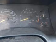 ✅ 1997 Chevrolet Blazer LS • VIN: 1GNDT13W3V2232285 • Lot: 41710231. Wystawiony na IAAI z przebiegiem 1 930 079 mil. Bezpłatny archiwum sprzedaży aukcyjnych z USA i szczegółowy raport historii pojazdu na DreamBid. Zdjęcie 7.