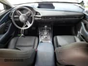 ✅ 2020 Mazda CX-30 Preferred • VIN: 3MVDMADL7LM100063 • Lot: 49101285. Wystawiony na Copart z przebiegiem 85 742 mil. Bezpłatny archiwum sprzedaży aukcyjnych z USA i szczegółowy raport historii pojazdu na DreamBid. Zdjęcie 8.
