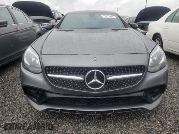 ✅ 2020 Mercedes-Benz SLC 300 • VIN: W1KPK3JA0LF172375 • Лот: 73928644. Опубликован ранее на Copart с пробегом 16 832 миль. Бесплатный доступ к архиву аукционных продаж из США и подробный отчёт об истории автомобиля на DreamBid. Изображение 5.