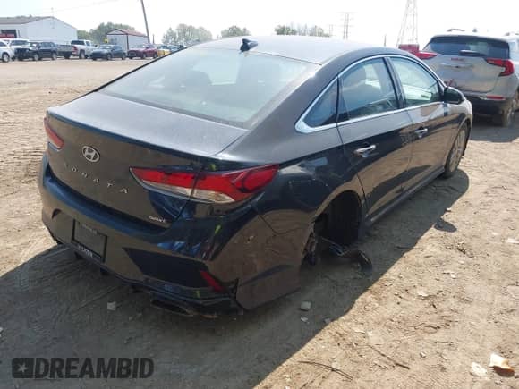 2019 Hyundai Sonata SEL z VIN 5NPE34AF0KH810158, wystawiony jako IAAI lot #43235231 z przebiegiem 56 612 mil mil oraz . Historia ofert i sprzedaży dostępna na DreamBid. Obrazek 4.