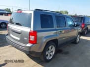 ✅ 2012 Jeep Patriot Latitude • VIN: 1C4NJPFA6CD662609 • Lot: 43213043. Wystawiony na IAAI z przebiegiem 218 708 mil. Bezpłatny archiwum sprzedaży aukcyjnych z USA i szczegółowy raport historii pojazdu na DreamBid. Zdjęcie 4.