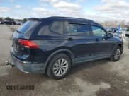 ✅ 2018 Volkswagen Tiguan S • VIN: 3VV0B7AX0JM072623 • Лот: 93726515. Опубликован ранее на Copart с пробегом 94 710 миль. Бесплатный доступ к архиву аукционных продаж из США и подробный отчёт об истории автомобиля на DreamBid. Изображение 3.