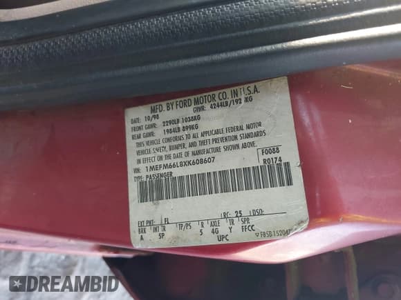 ✅ 1999 Mercury Mystique • VIN: 1MEFM66L8XK608607 • Lot: 43714271. Listed on IAAI with 65,518 mi. Free auction sales archive from the USA and detailed vehicle history report at DreamBid. Image 9.