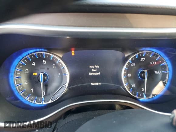 ✅ 2018 Chrysler Pacifica Touring L Plus • VIN: 2C4RC1EG6JR234354 • Lot: 92933095. Wystawiony na Copart z przebiegiem 132 488 mil. Bezpłatny archiwum sprzedaży aukcyjnych z USA i szczegółowy raport historii pojazdu na DreamBid. Zdjęcie 9.