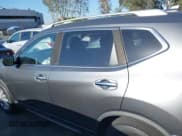 ✅ 2020 Nissan Rogue SV • VIN: JN8AT2MT8LW004914 • Lot: 43120402. Wystawiony na IAAI z przebiegiem 35 421 mil. Bezpłatny archiwum sprzedaży aukcyjnych z USA i szczegółowy raport historii pojazdu na DreamBid. Zdjęcie 15.