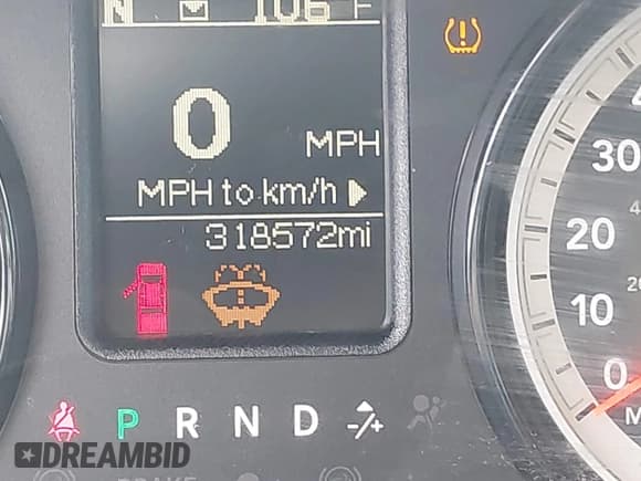 ✅ 2017 Ram 2500 Tradesman • VIN: 3C6UR5HL0HG616122 • Lot: 42433213. Listed on IAAI with 318,572 mi. Free auction sales archive from the USA and detailed vehicle history report at DreamBid. Image 15.