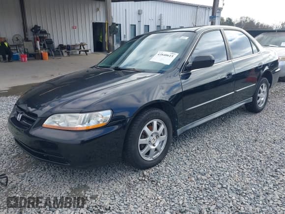 ✅ 2002 Honda Accord SE • VIN: 1HGCG56702A123824 • Lot: 43840615. Listed on IAAI with Not provided. Free auction sales archive from the USA and detailed vehicle history report at DreamBid. Image 2.