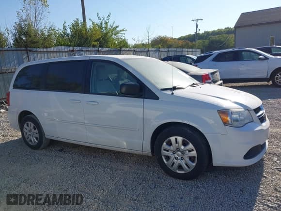 ✅ 2017 Dodge Grand Caravan SE • VIN: 2C4RDGBG2HR612880 • Lot: 43218794. Wystawiony na IAAI z przebiegiem 132 005 mil. Bezpłatny archiwum sprzedaży aukcyjnych z USA i szczegółowy raport historii pojazdu na DreamBid. Zdjęcie 13.
