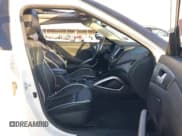 ✅ 2014 Hyundai Veloster Turbo • VIN: KMHTC6AE9EU201750 • Lot: 40691529. Wystawiony na IAAI z przebiegiem 87 958 mil. Bezpłatny archiwum sprzedaży aukcyjnych z USA i szczegółowy raport historii pojazdu na DreamBid. Zdjęcie 5.