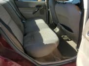 ✅ 2007 Ford Focus S • VIN: 1FAHP34N47W162524 • Лот: 82731445. Опубликован ранее на Copart с пробегом 196 662 миль. Бесплатный доступ к архиву аукционных продаж из США и подробный отчёт об истории автомобиля на DreamBid. Изображение 10.