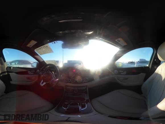 ✅ 2019 Mercedes-Benz E 300 • VIN: WDDZF4JB9KA679153 • Lot: 43559045. Wystawiony na IAAI z przebiegiem 56 340 mil. Bezpłatny archiwum sprzedaży aukcyjnych z USA i szczegółowy raport historii pojazdu na DreamBid. Zdjęcie 22.