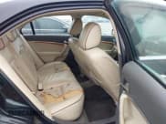 ✅ 2010 Lincoln MKZ • VIN: 3LNHL2JC0AR611108 • Lot: 42366257. Wystawiony na IAAI z przebiegiem 192 259 mil. Bezpłatny archiwum sprzedaży aukcyjnych z USA i szczegółowy raport historii pojazdu na DreamBid. Zdjęcie 8.