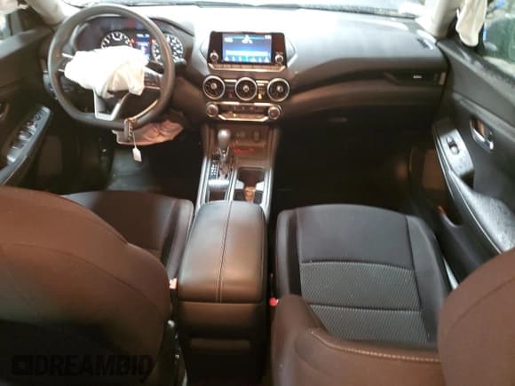 ✅ 2021 Nissan Sentra S • VIN: 3N1AB8BV8MY217882 • Lot: 92357335. Listed on Copart with 17,449 mi. Free auction sales archive from the USA and detailed vehicle history report at DreamBid. Image 8.