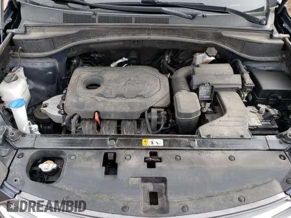 ✅ 2018 Hyundai Santa Fe 2.4L • VIN: 5NMZUDLB3JH055091 • Лот: 49159594. Опубликован ранее на Copart с пробегом 57 112 миль. Бесплатный доступ к архиву аукционных продаж из США и подробный отчёт об истории автомобиля на DreamBid. Изображение 12.