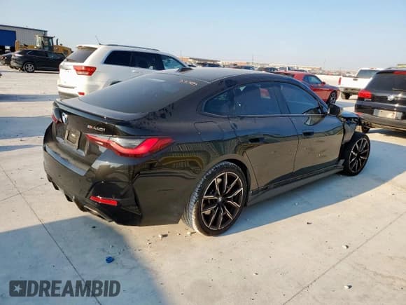 ✅ 2022 BMW 4 Series M440i xDrive • VIN: WBA13AW00NFM45784 • Lot: 80872155. Listed on Copart with 23,333 mi. Free auction sales archive from the USA and detailed vehicle history report at DreamBid. Image 3.