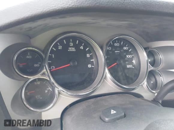 ✅ 2008 Chevrolet Silverado 2500HD 1LT • VIN: 1GCHK29K98E154928 • Lot: 41439766. Wystawiony na IAAI z przebiegiem Nie podano. Bezpłatny archiwum sprzedaży aukcyjnych z USA i szczegółowy raport historii pojazdu na DreamBid. Zdjęcie 7.