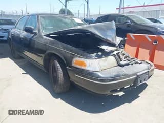 ✅ 1999 Ford Crown Victoria LX • VIN: 2FAFP74W1XX202585 • Lot: 42608905. Wystawiony na IAAI z przebiegiem 111 281 mil. Bezpłatny archiwum sprzedaży aukcyjnych z USA i szczegółowy raport historii pojazdu na DreamBid. Zdjęcie 1.