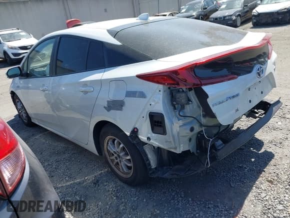 ✅ 2021 Toyota Prius LE • VIN: JTDKAMFP7M3183029 • Лот: 42422014. Опубликован ранее на IAAI с пробегом 58 121 миль. Бесплатный доступ к архиву аукционных продаж из США и подробный отчёт об истории автомобиля на DreamBid. Изображение 3.