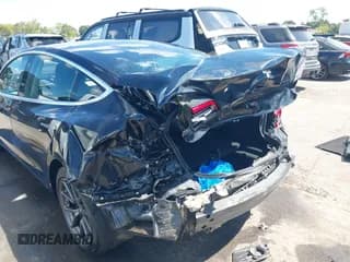 ✅ 2018 Tesla Model 3 Long Range Battery • VIN: 5YJ3E1EA6JF152440 • Lot: 42949964. Wystawiony na IAAI z przebiegiem Nie podano. Bezpłatny archiwum sprzedaży aukcyjnych z USA i szczegółowy raport historii pojazdu na DreamBid. Zdjęcie 6.