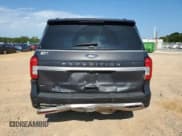 ✅ 2023 Ford Expedition XLT • VIN: 1FMJU1H81PEA07542 • Lot: 63635465. Wystawiony na Copart z przebiegiem 72 379 mil. Bezpłatny archiwum sprzedaży aukcyjnych z USA i szczegółowy raport historii pojazdu na DreamBid. Zdjęcie 6.