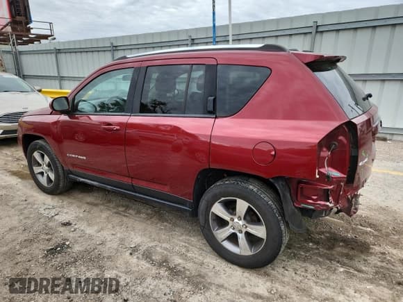 ✅ 2016 Jeep Compass High Altitude • VIN: 1C4NJDEB2GD733559 • Лот: 85410625. Опубликован ранее на Copart с пробегом 87 321 миль. Бесплатный доступ к архиву аукционных продаж из США и подробный отчёт об истории автомобиля на DreamBid. Изображение 2.