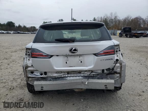 ✅ 2012 Lexus CT 200h Premium • VIN: JTHKD5BH5C2121644 • Lot: 92266875. Listed on Copart with 182,578 mi. Free auction sales archive from the USA and detailed vehicle history report at DreamBid. Image 6.