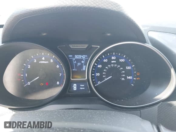 ✅ 2015 Hyundai Veloster Turbo R-Spec • VIN: KMHTC6AE2FU241010 • Lot: 43620094. Listed on IAAI with 90,940 mi. Free auction sales archive from the USA and detailed vehicle history report at DreamBid. Image 7.