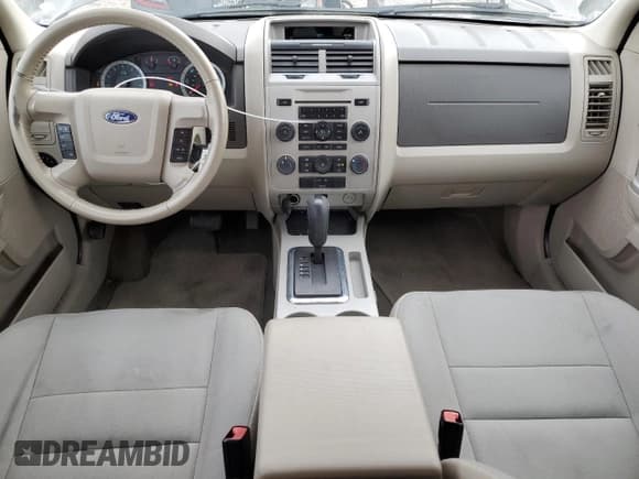 ✅ 2012 Ford Escape XLT • VIN: 1FMCU9D76CKB92722 • Lot: 43266005. Listed on Copart with 126,769 mi. Free auction sales archive from the USA and detailed vehicle history report at DreamBid. Image 8.
