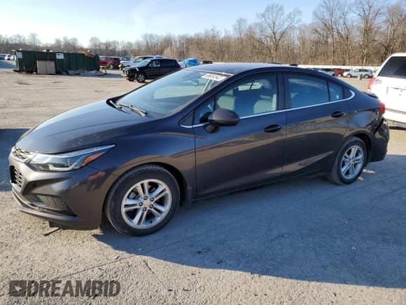 2017 Chevrolet Cruze LT z VIN 1G1BE5SM5H7255097, wystawiony jako Copart lot #69634542 z przebiegiem 29 089 mil mil oraz . Historia ofert i sprzedaży dostępna na DreamBid. Obrazek 1.