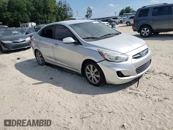 2012 Hyundai Accent GLS с VIN KMHCU4AE2CU159601, выставлен на аукционе Copart как лот 80468885 с пробегом Не указан миль и Списание • Salvage title. История ставок и продаж доступна на DreamBid. Изображение 13.