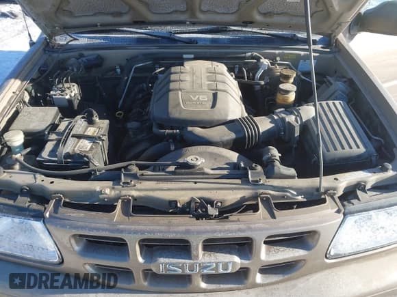 ✅ 2002 Isuzu Rodeo • VIN: 4S2DM58W824320291 • Lot: 41385761. Listed on IAAI with 177,441 mi. Free auction sales archive from the USA and detailed vehicle history report at DreamBid. Image 10.