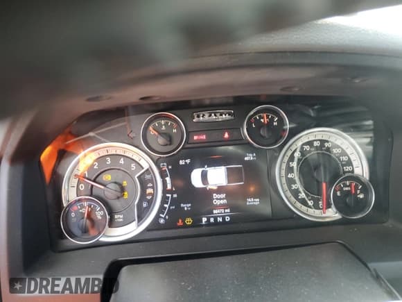 ✅ 2016 Ram 2500 Big Horn • VIN: 3C6UR5DL9GG297811 • Lot: 45922825. Listed on Copart with 98,472 mi. Free auction sales archive from the USA and detailed vehicle history report at DreamBid. Image 9.