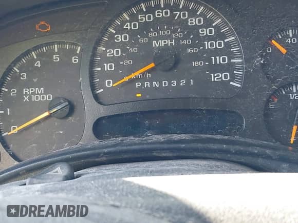 2006 Chevrolet Silverado 1500 LT1 z VIN 2GCEC13T261175923, wystawiony jako IAAI lot #43088575 z przebiegiem 463 390 mil mil oraz . Historia ofert i sprzedaży dostępna na DreamBid. Obrazek 7.