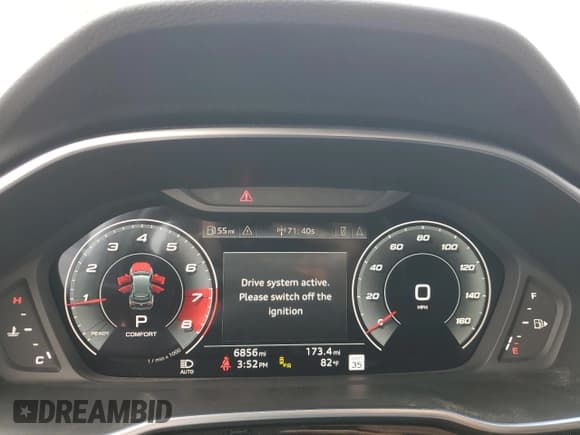 ✅ 2025 Audi Q3 S line Premium Plus • VIN: WA1EECF37S1055028 • Lot: 67396785. Wystawiony na Copart z przebiegiem 6 856 mil. Bezpłatny archiwum sprzedaży aukcyjnych z USA i szczegółowy raport historii pojazdu na DreamBid. Zdjęcie 9.